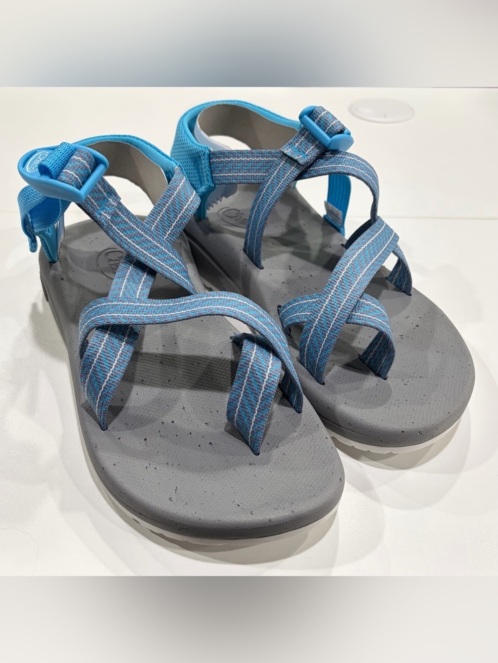 Chaco Women's Size 9 CushZ Toe-Loop Sport Sandals Water Shoes Chacos Blue NWT